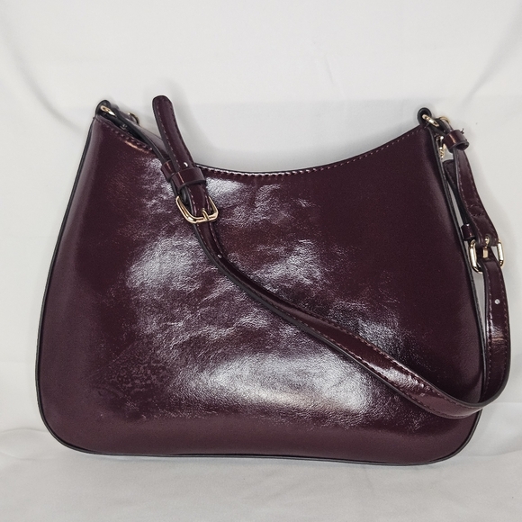 Guess Women's Deep Burgundy Shoulder Bag with Gold Chain - Picture 2 of 5